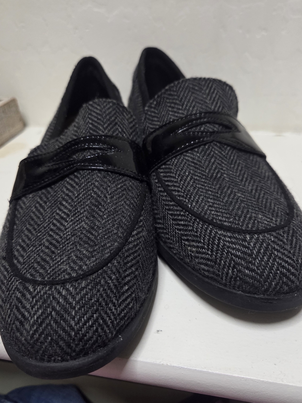 Clarks Women’s Charcoal Herringbone Flats with Black Patent Strap - Picture 10 of 11